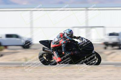 media/Dec-04-2025-Racers Edge (Thu) [[5ebc9f124d]]/2-A Group/4-Session 3 (Turn 2 Inside Speed Pans)/